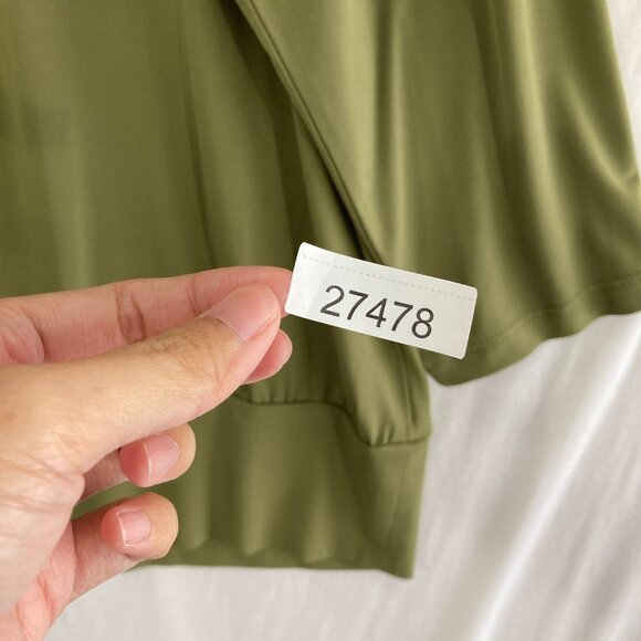 Susan Graver Top size XL Green Stretch Liquid Knit V Neck Elegant Office Work - Picture 7 of 7